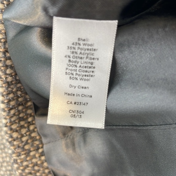 Talbots Moto Jacket Gray Multi Wool Tweed Blend Collared Zip Pockets Lined Sz 4P - Picture 7 of 7